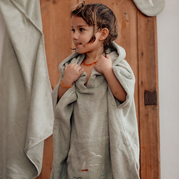 Puk badeponcho, moon cat, Dear April