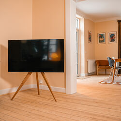 Ella TV-stander, olieret eg/sort, KRISTIAN JUUL