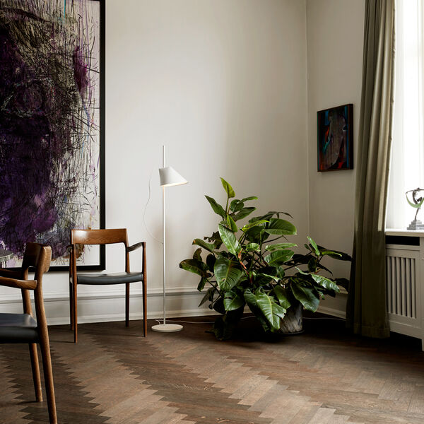 Yuh gulvlampe, hvid, Louis Poulsen
